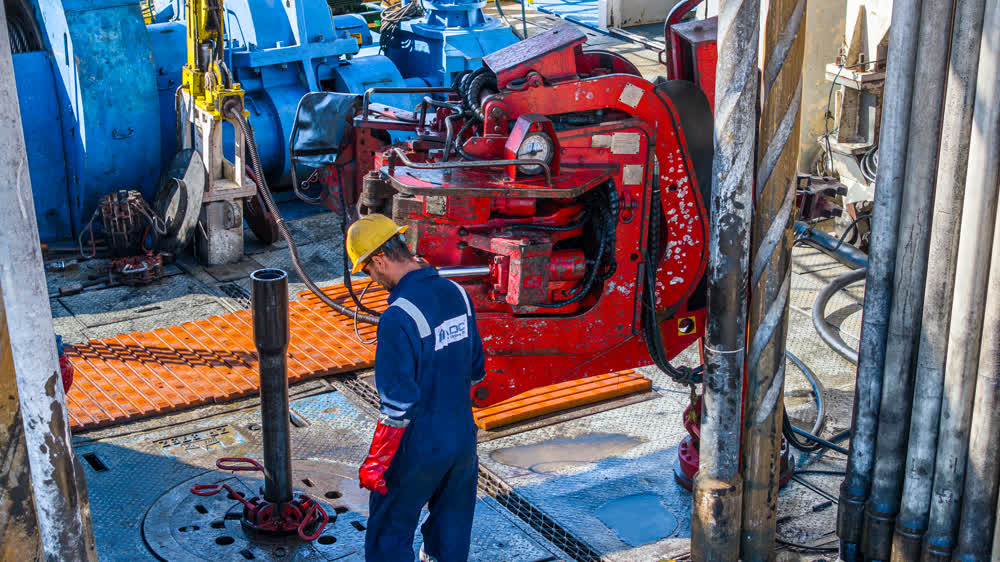 Mechanized handling systems on a drilling rig